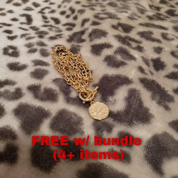 Jewelry - Gold Toned Necklace Circle Bollywood Indian Style